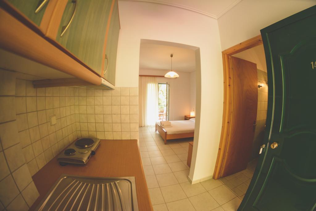 Althea Studios Lefkada Agios Nikitas Room photo